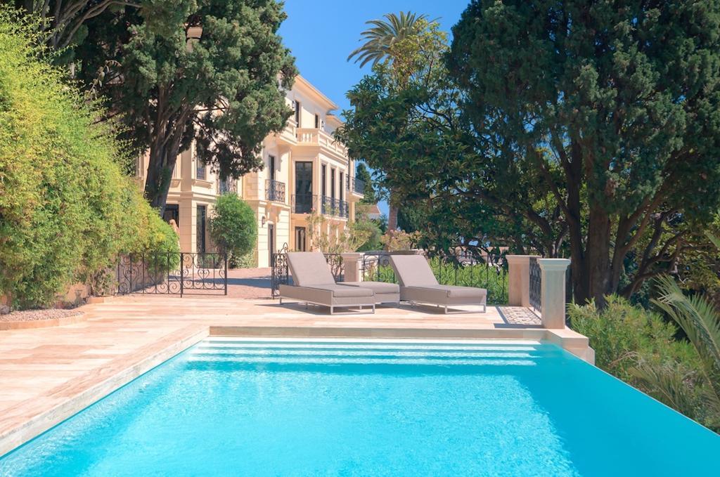 Luxurious Villa Overlooking Monaco 罗克布吕讷-卡普马丹 外观 照片