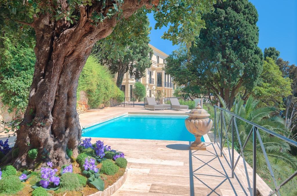 Luxurious Villa Overlooking Monaco 罗克布吕讷-卡普马丹 外观 照片